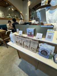 【名古屋】しっとりモチモチのパン行列モーニング『つばめパン』
