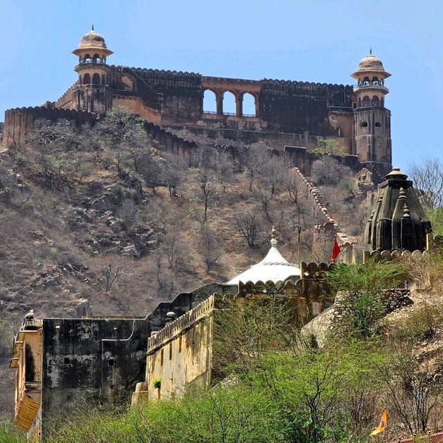 Panna Meena ka Kund