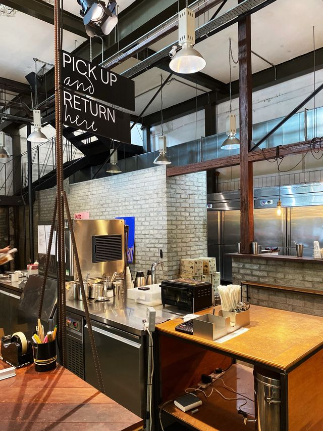 Industrial-themed cafe that you need to visit 🏭🏗️