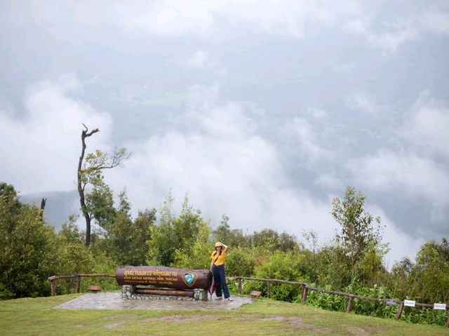 ขุนสถานหน้าฝน