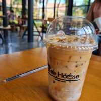 Tree House Cafe นครนายก