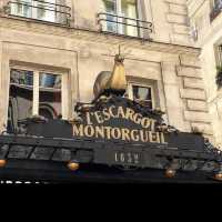 Experience Authentic Parisian Dining🇫🇷