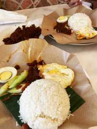 Best nasi lemak in Malaysia 🍚🍛🍙