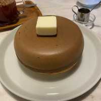ぐりとぐらのパンケーキ🥞みたいなホットケーキ