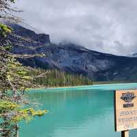 Emerald Bliss: Canada’s Hidden Gem 🇨🇦