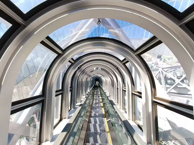 Umeda Sky Building ตึกสูงแลนด์มาร์กโอซาก้า