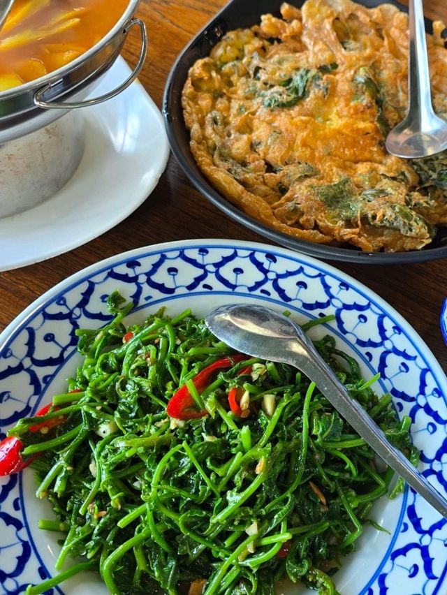 ร้านเด็ด สวนผึ้ง ครัวตะนาวศรี อาหารไทยรสจัด