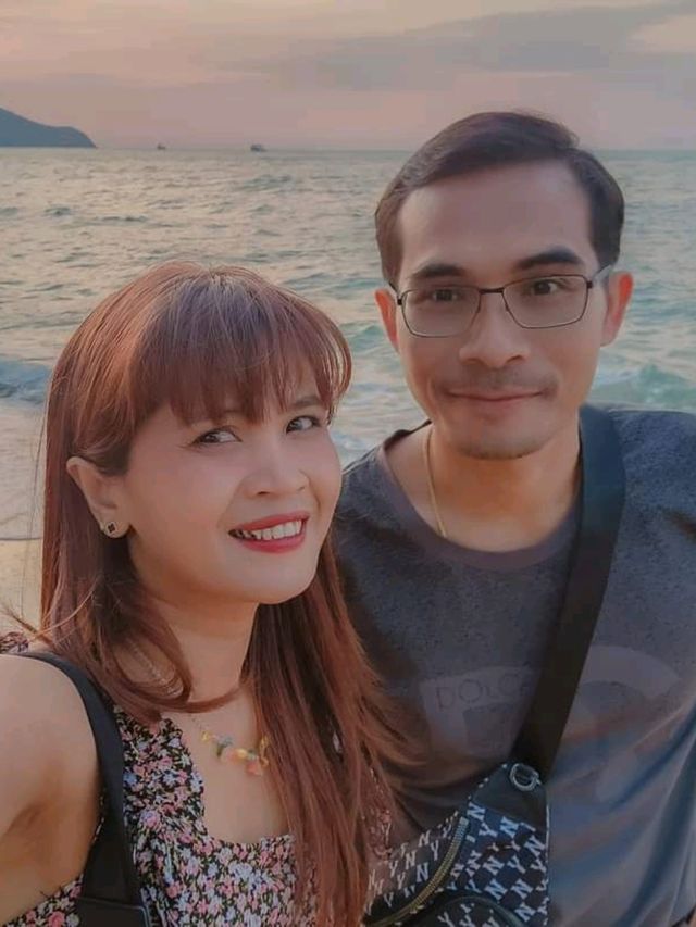 หาดบางเสร่ ชมพระอาทิตย์ตกสุดโรแมนติก 🥰