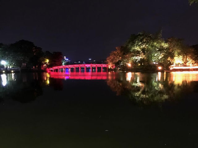 รีวิว Dong Kinh Nghia Thuc Square (🇻🇳) 