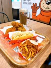 A&W Ayer Keroh: A Classic Stop for Comfort Food