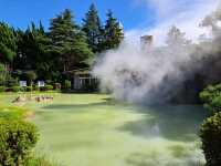 【白池地獄:大分県別府市】緑色の綺麗な地獄!!