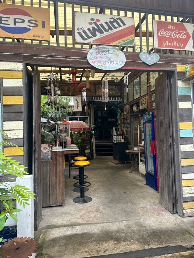 ร้านลับผัดไทยในตำนาน