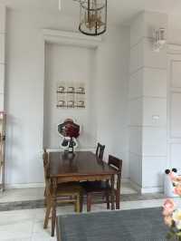 Robert Bake & Brunch Café