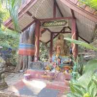 ‘วัดอุโมงค์’ วัดบรรยากาศดี เที่ยวแล้วสบายใจ