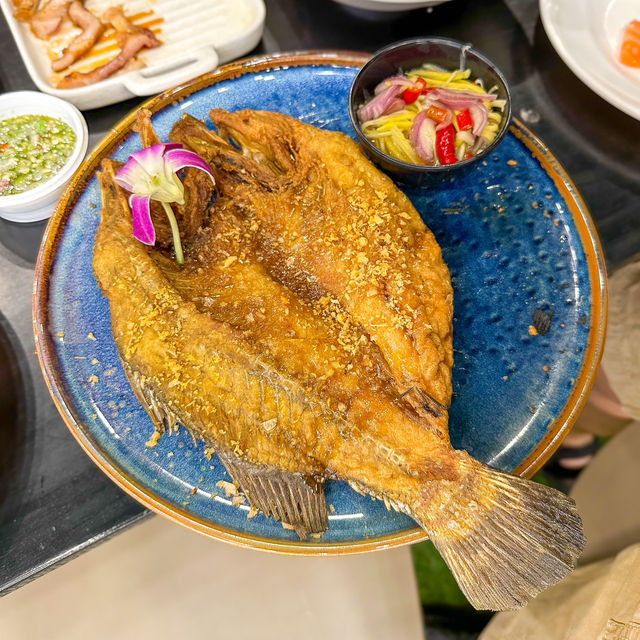 Vibe dinner 🍽️ ริมแม่น้ำเจ้าพระยา ที่ ภูkitchen