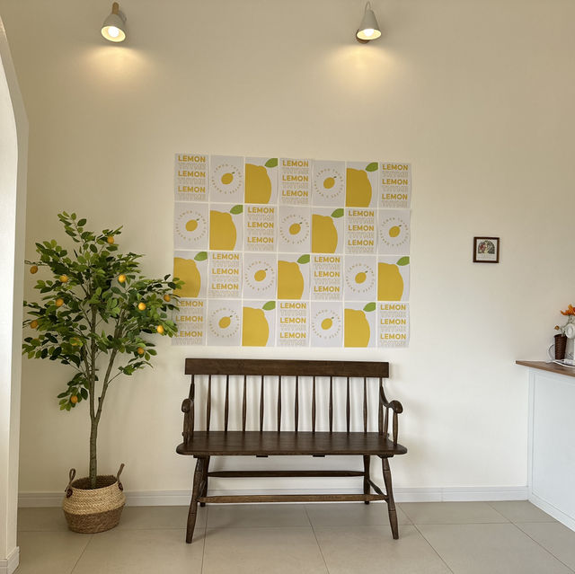 Lemon thyme cafe