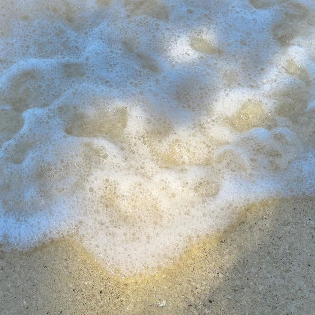 บานาน่าบีช (Banana Beach)