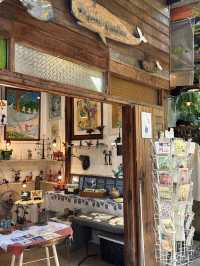 บ้านข้างวัด (Ban Kang Wat)