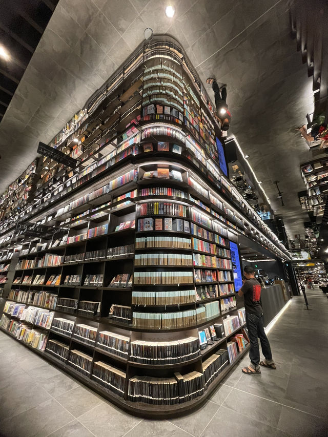 The bookstore paradise for life