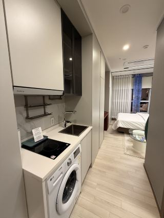 釜山｜適合i 人居住的酒店Raditant南浦 布帳馬車就在門口