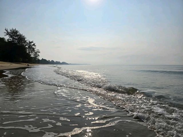 เที่ยวระยอง หาดสงบ คนน้อย พักที่นี่ Aksorn Rayong