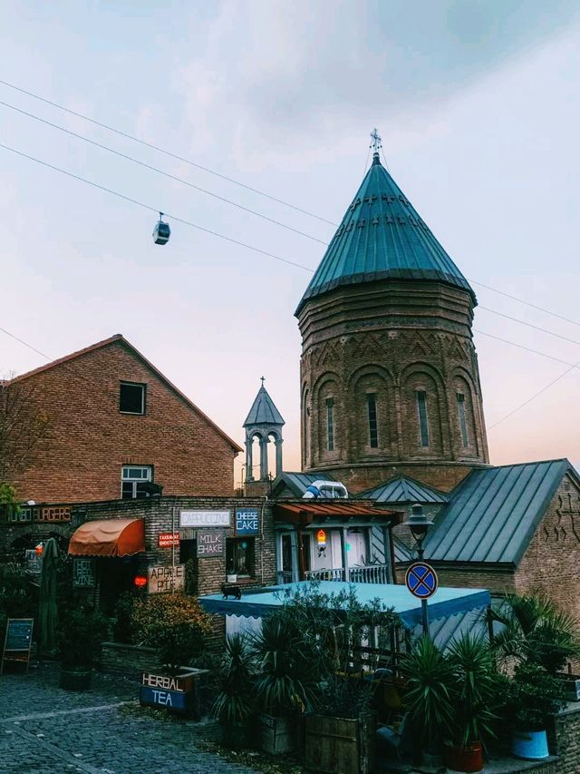 格魯吉亞首都以及著名旅遊城市第比利斯旅行攻略，適合打卡拍照📸