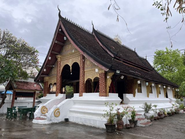 Wat Sibounheuang - A Peaceful Gem in Luang Prabang