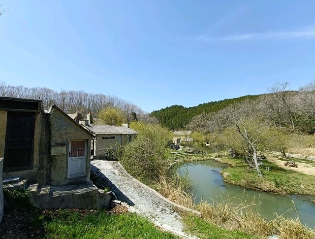 京都-亀岡の山奥に人知れず佇む英国の街並み-英国村-