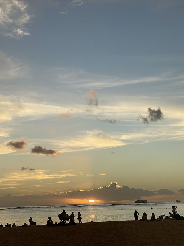 【ハワイ|ホノルル】Ala Moana Beach⛱️
