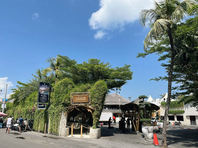 White Goose Hotel