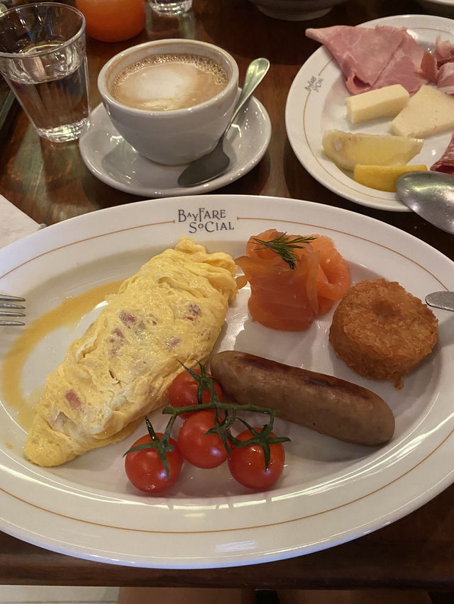 Staycation | 香港瑰麗酒店