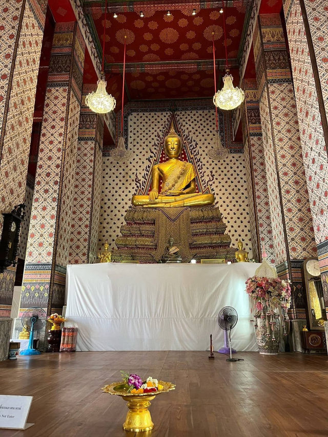 夕暮れのワットアルンは、タイの歴史と美しさが静かに語りかける場所。#ワットアルン #タイ旅行 #歴史と文化