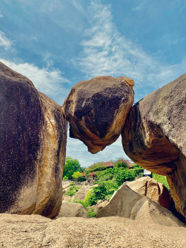 Nha Trang - Where the Sun-Kissed hits