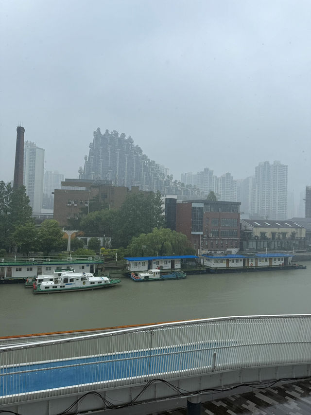 Weiting Century Hotel (Shanghai Railway Station So Weiting Century Hotel (Shanghai Railway Station So