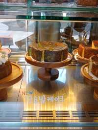 在韓屋內喝咖啡Dohwa Coffee