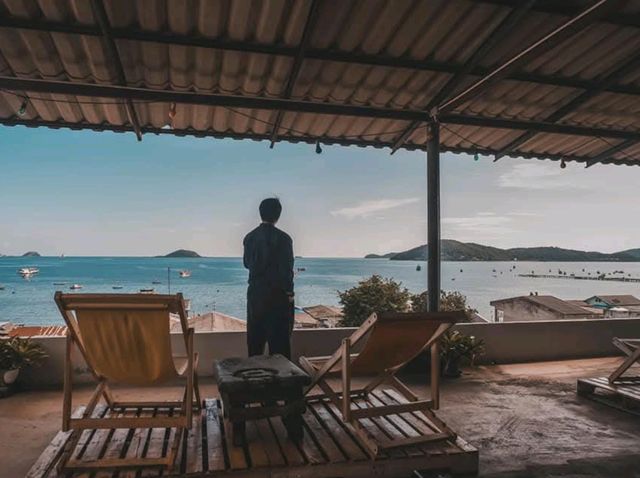 A​ good​ vibe 🤍💙 Sattahiptale Boutique Guesthous