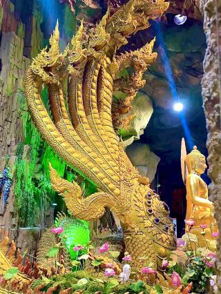 Top 3 Temples in Thailand with the Most Beautiful Naga (Dragon Deity)