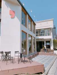 韓国ソウル　日常を旅のように　ブックカフェ