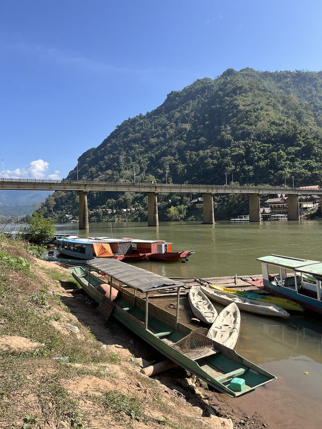 Nong Khiaw Travel Experience 