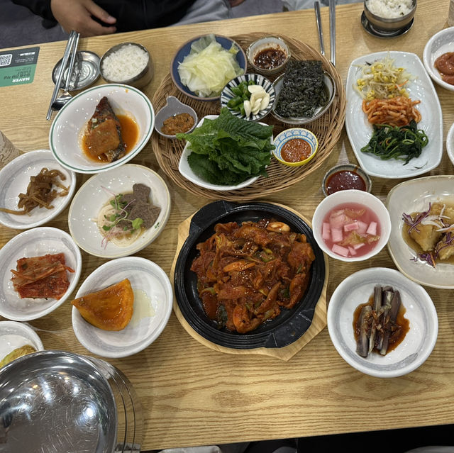 전라도식 한식의 매력을 느낄 수 있는 군산 맛집