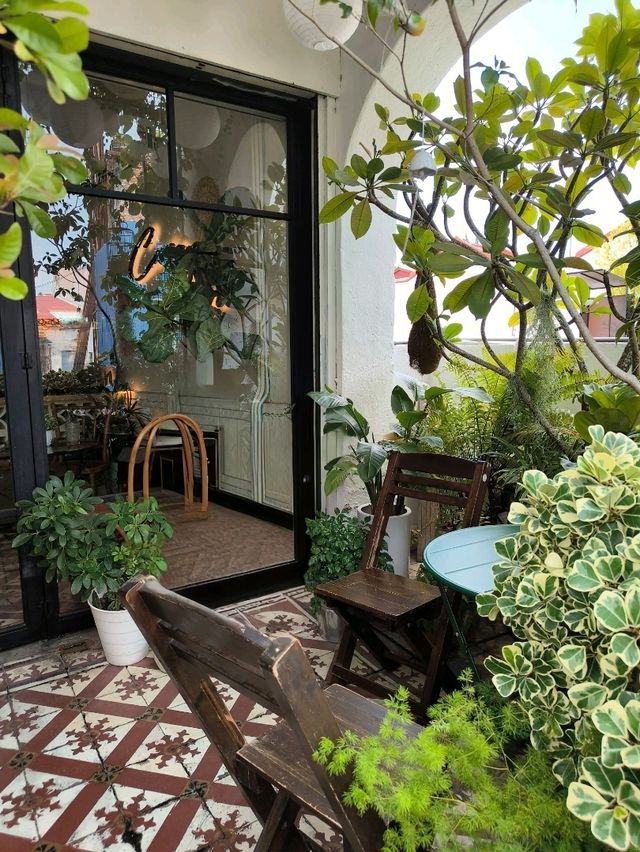 Hidden Calm in a Cup: A Perfect Tea Spot in Jakarta