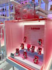 เดินเล่นที่ Pop Mart Nanjing Road