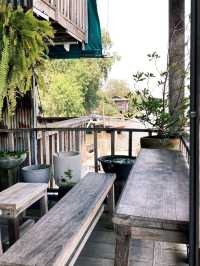 ☕ : Red Cat Cafe. คาเฟ่ฉะเชิงเทรา
