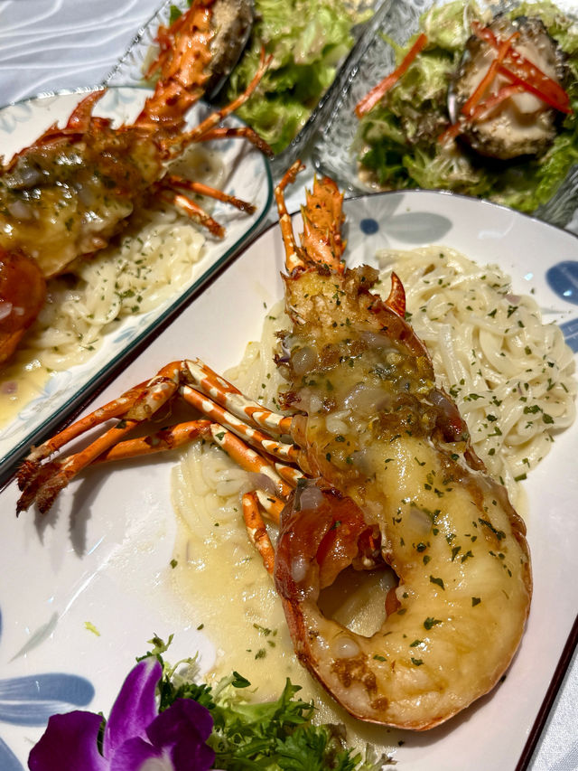 抵食！$488就食到澳洲龍蝦同南非鮮鮑魚嘅套餐盛宴😍😋