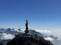 ยอดเขาฟานซีปัน (Fansipan Mountain)