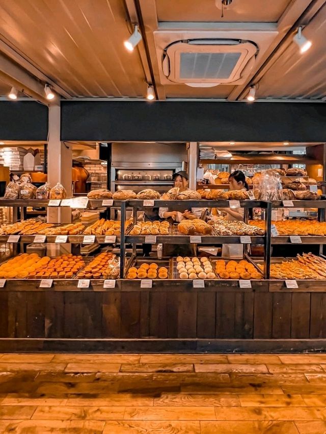No.4 Bread & Pizzaa Tokyo