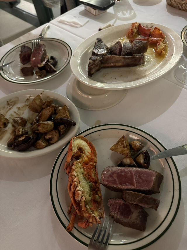 La Bo (Labo) Steakhouse - 테라스가 있는 청담 스테이크 하우스
