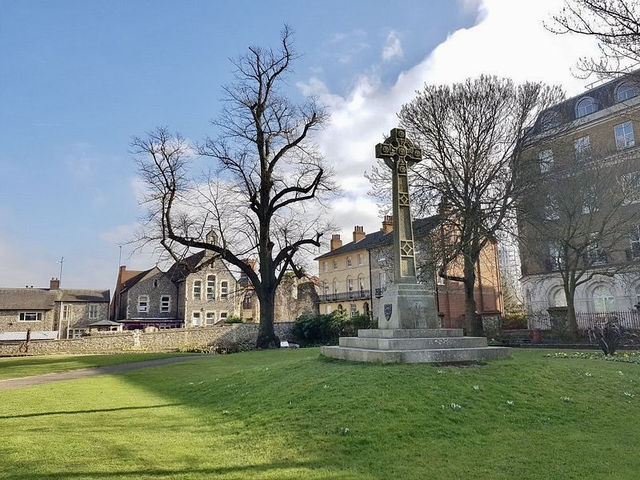 A Peaceful Break at Forbury Gardens