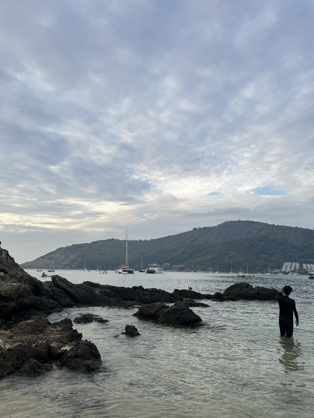 Yanui Beach Phuket 🌊🌴🐠