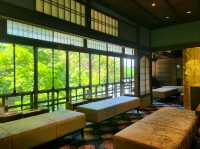 Salon de KANBAYASHI(上林春松本店) 五段重アフタヌーンティー(5단 상자 교토 애프터눈티)